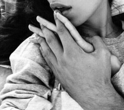 eternellementsensuelle:‘Everything carries me to you, as if everything that exists, aromas, lights, metals, were little boats that sail towards those isles of yours that wait for me.’  _ Pablo Neruda