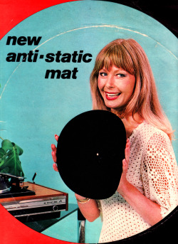 retroreverbs:  New anti-static mat: a new breakthrough in the quest to reduce the static electrical discharge from gramophone records whilst being played.