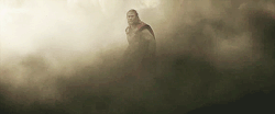 runakvaed-deactivated20210131:  Chris Hemsworth as Thor, Natalie Portman as Jane Foster, and Tom Hiddleston as Loki in Thor: The Dark World (2013). 
