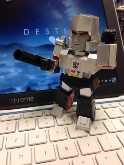 Finished making the D-Style Megatron plastic model!! He&rsquo;s so cute :D