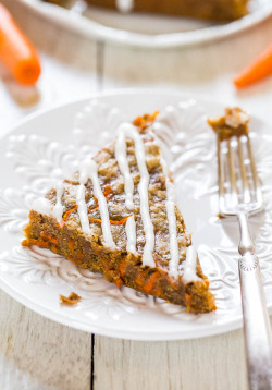 foodffs:  Soft Carrot Cake Bars with Cream Cheese Glaze Really nice recipes. Every hour.   if i wasn&rsquo;t the only one in the house who liked carrot cake&hellip;