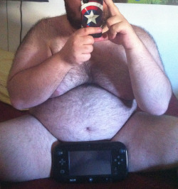 flavorsofsam:  martinidog:  gotpineapples:  If half naked girls can be tech testimonials, so can I! Buy a WiiU already!  Nerds gone wild. XD  this makes me want one more 