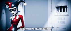 pickourselvesup:  Harley Quinn parodies Frozen with animated “Do You Wanna Kill the Batman?” 