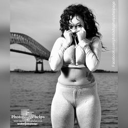 Kay @kaymarie__x I dunno what she was doing lol but it looked different and I snapped the shot lol #photosbyphelps #cleavage #water #bridge #keybridge #curtisbay #dmv #sweats #tummy #honormycurves #elle #vogue #clouds #photographer #photos #blog #instafas