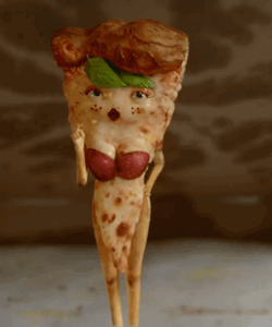 breadmaakesyoufat:  literallysame:  what-is-this-i-dont-even:Man what the fuck  yet another unrealistic expectation for women  pizza tiddies