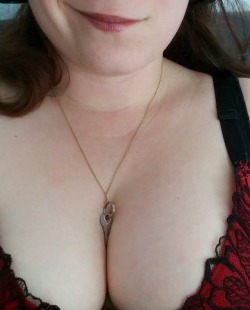 cuckolddevtion1:  Baby, my tits are so big and soft 🎀🎀 the magic key looks so small nestled between my mommy tits 💗💗 and your cum filled balls keep getting bigger and bigger for mommy 🔑🍆🔒  Bébé, mes seins sont si gros et si doux