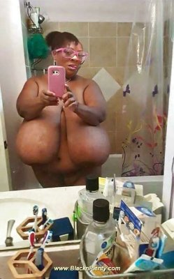 bbwlvr4life:  I looooooove humongous tits