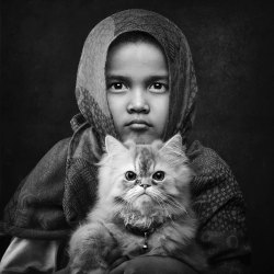 Salahmah:  Timeless Affection “Fina (The Girl In The Picture) Is The Younger Of