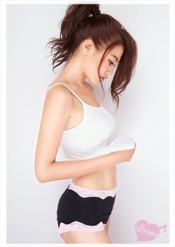 asian-beauty7:  周秀娜Chrissie Chau
