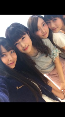 icecreamtuansan:Awwwwww, Shiroma and Nagisa are holding hands.
