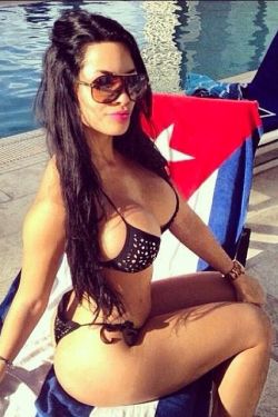 poundtheround:  Pound The Round - A blog for the dedicated.. addicted.. &amp; totally obsessed booty loving fiends worldwide.  Sexy Cubana