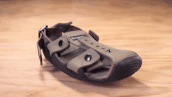 Theloudcampaign:  Greatfulldedd:   Awesome-Picz:    Shoes That Grow: Guy Invents