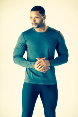 charlibal:  Kerry Rhodes is one HANDSOME