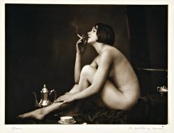  Smoking nude, Karoly Demeter De Semeria. (1892 - 1985) 
