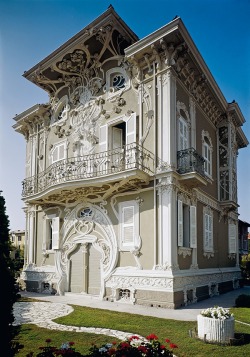 Architecturia:  Villa Ruggeri Aka Vi Lovely Art