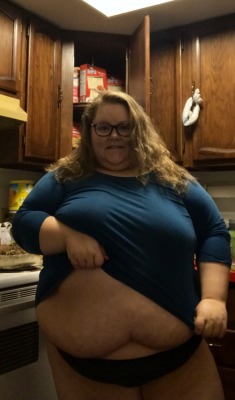 bigxgirlsxlovexsex:  Okay boys and girls. The first step is complete for you to continue seeing full and hardcore nudes! (I’ll still be posting here, just more softcore) I’ve created a members only blog that has all my up-close and personal content
