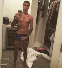 justinbiebersbulge:  Thanks for the submission.