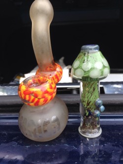 shawtynug:  Well it’s time for my second giveaway! This one is going to have two winners :) First place will get their choice of either the bubbler or mushroom chillum and second place will get the other piece. First place will get other little goodies
