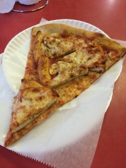 tastefullyoffensive:  specialbored:  “Hi, yes, I’ll have a slice of pizza with slices of pizza”  What a time to be alive.