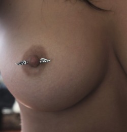 sexxxualdesires:  clit-lick:  -   I need this in my life.