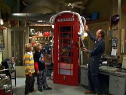 rose-and-her-timelord:  ofdemonsandtimelords:  REMEMBER THAT ONE TIME ARWIN MADE A PARALLEL UNIVERSALIZER THAT LOOKED LIKE A PAY PHONE BOOTH AND NONE OF US REALIZED THAT IT WAS A DOCTOR WHO REFERENCE?  PARALLEL UNIVERSE YOU SAY PARALLEL UNIVERSE YOU KNOW,