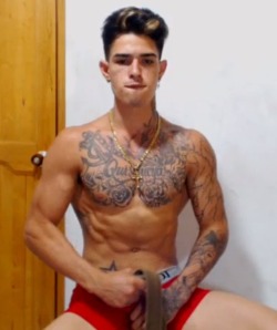 nudelatinos:Watch live sexy Croy Klein at www.gay-cams-live-webcams.com Create an account today and get 120 FREE CREDITS CLICK HERE to see his webcam page now