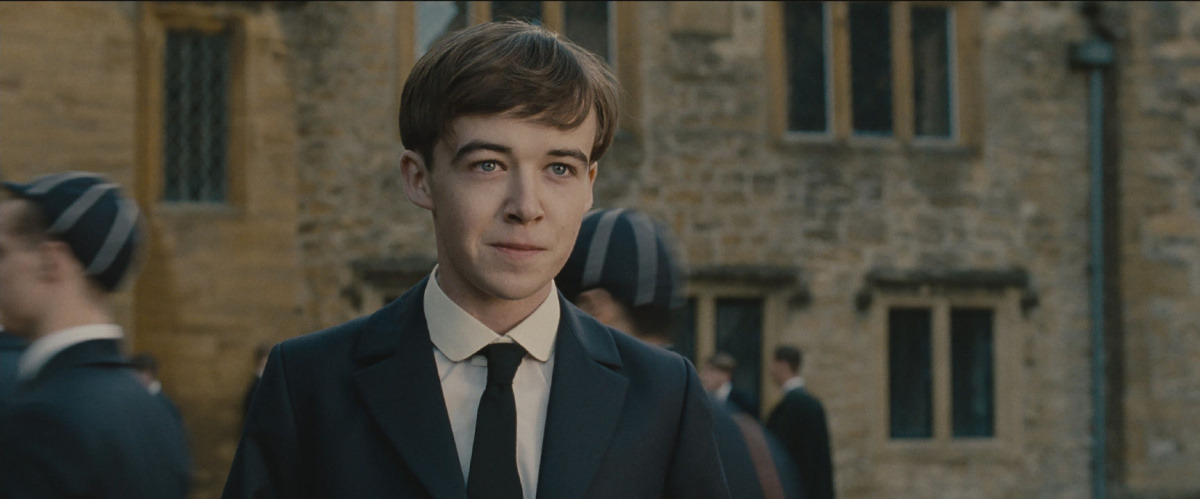   Meet the Actor Who Plays a Young Benedict Cumberbatch in &lsquo;The Imitation