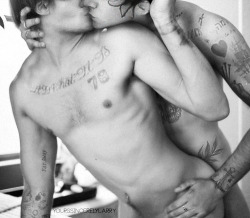yourssincerelylarry-deactivated:  73/?  