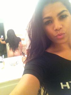 nophotoshedcelebpics:  Elizabeth-Ruiz-Leaked-Nude-Photos-Kanoni
