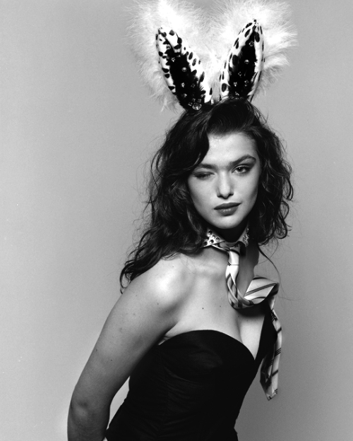 siobhan-roys:  Rachel Weisz photographed by Kevin Daviesi-D MAGAZINE, 1987.