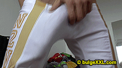 bulgexxl:  bulgexxlxtubebulgexxlmanyvidsbulgeXXL officialFollow and retweet on TWITTER - @bulgeXXL bulgeXXL underwear