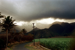 17-334 By Nick Dewolf Photo Archive On Flickr.hawaii, 1973 Mountains And Rainclouds