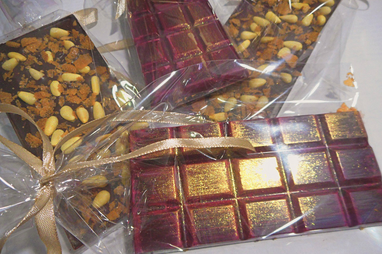 Шоколад с женьшенем и золотом обладает адаптогенными свойствами и отменным вкусом