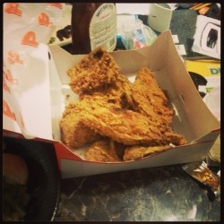 Definitely bout to crush #Popeye&rsquo;s