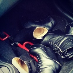 Boot owner problems! #car #boots #daily #work #fashion #fashionistaproblems #heels