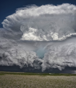 awesomeagu:  Tornado Montana, USA