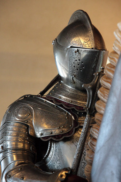 ritasv:  Medieval Armor 7 by coccoluto
