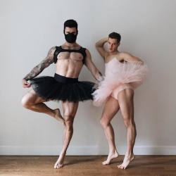 sometimesquicklysometimesslowly:  Ballerinas with an attitude, fellas if you’re in the mood | @lucas.a.wilson  (at New York, New York) 