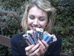 oculistristem:  Unseen Skins - Cassies Video Diary - 037 - Hannah Murray Online | http://hannah-murray.com na We Heart It http://weheartit.com/entry/5515812/via/pochrzest