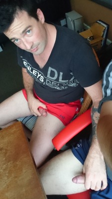 jackoff-alltradies:  Look at this beautiful hunk molesting me after a few beers! Happy Australia Day!  At least the hunk is circumcised
