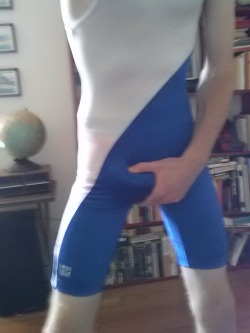 athletic-men-aesthetic:  Took a walk to goodwill with a wrestling singlet of mine under my clothes. And on the way back I decided I’d try wetting myself in public! Sucesss. 