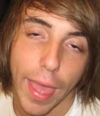 youme-all-readyset-atsix:  jack-is-jack-from-all-time-low:  Sometimes Alex Gaskarth