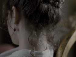 issietheshark:wuthering heights (2011)