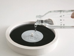 holkie:  bitchussy:  tepitome:  For their single Blue Ice, Swedish band The Shout Out Louds sent fans a kit for making a record out of ice. Pour water into a silicon mold, freeze it, then play the record.  tha fuck  Recording with water!    