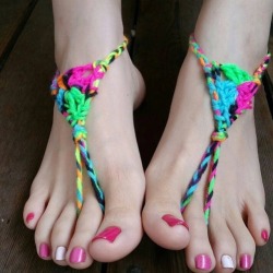 footer:  @pinkpunksoles #feet #soles #toes