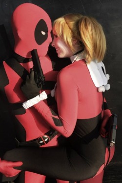 mikanicolecosplay:  Kiss kiss, bang bang Photo by: www.facebook.com/shadesofgrayimages Harley: Me, www.facebook.com/mikanicolecosplay Deadpool: Eric Downs Thank you guys so much for all the Deadpool X Harley love!!! 