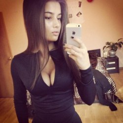 busty-slim-girls:Vera Eremeychuk is possibly the sexiest woman on earth.I love busty cam girls!