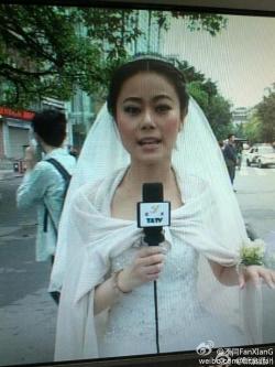 221cbakerstreet: azryal00:  pleatedjeans:  A reporter was having her wedding when the quake hit Sichuan today. She went to work immediately. via  Women. Get shit done.  WHAT A QUEEN 