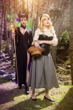 cosplay-paradise:  LeeAnna Vamp as as Maleficent and Nicole Marie Jean as Auroracosplayparadise.net