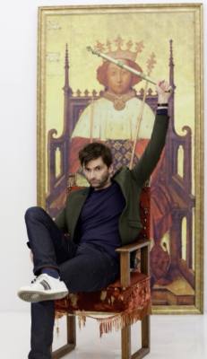 davidtennantcom: PHOTO OF THE DAY - 31st August 2018:  David Tennant behind the scenes of the RSC’s Richard II Shoot - 2013 